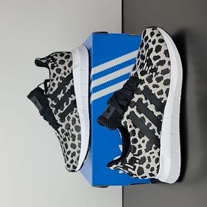 womens leopard print adidas shoes